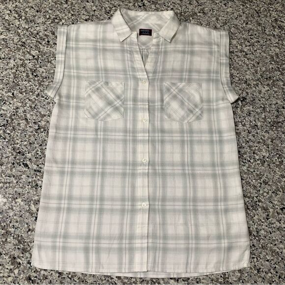 UNTUCKit Top 2 Plaid White Holiday Gift Stocking Stuffer Gifts for Her Under $20 - Picture 5 of 9